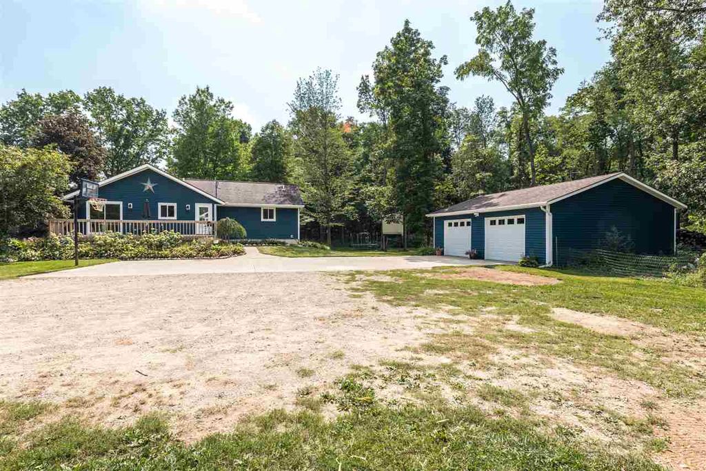 1803 Grays Lake Rd, Jonesville, MI 49250 Trulia