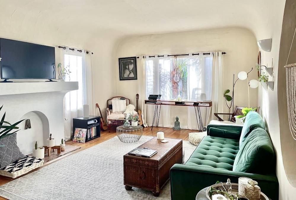901 N  Curson Ave #B, Los Angeles, CA 90046