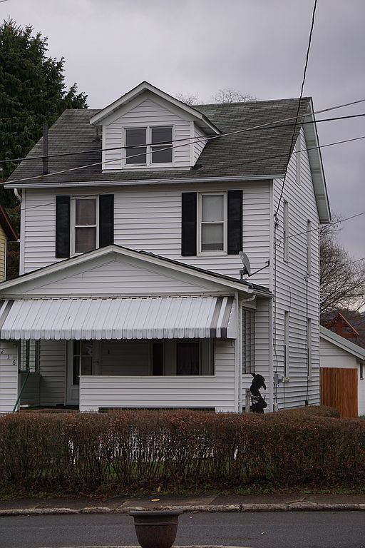 216 Blaine St, Johnstown, PA 15906