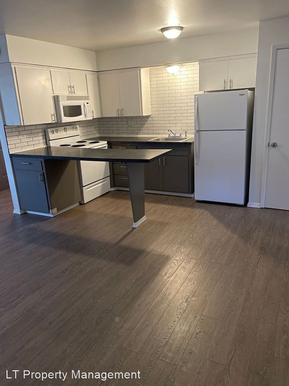 725 E Indiana Ave #4, Spokane, WA 99207
