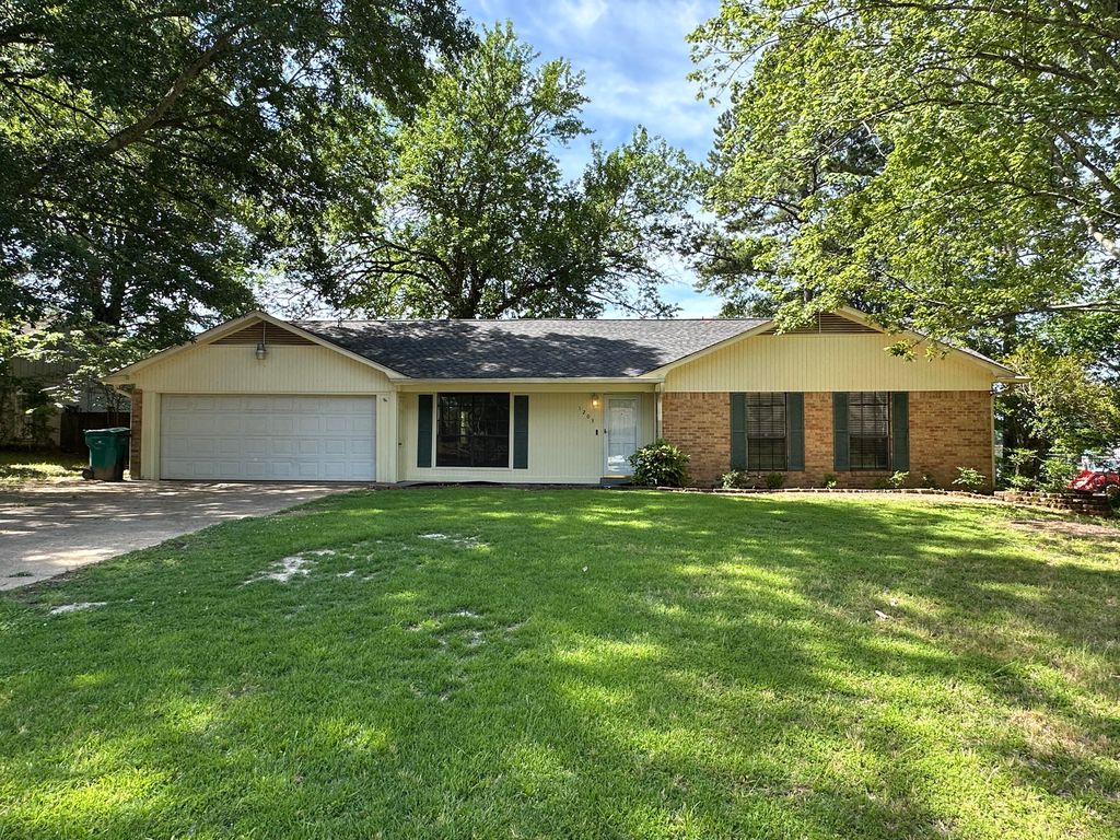 1203 Queensgate Dr, Tupelo, MS 38801 MLS 242003 Trulia