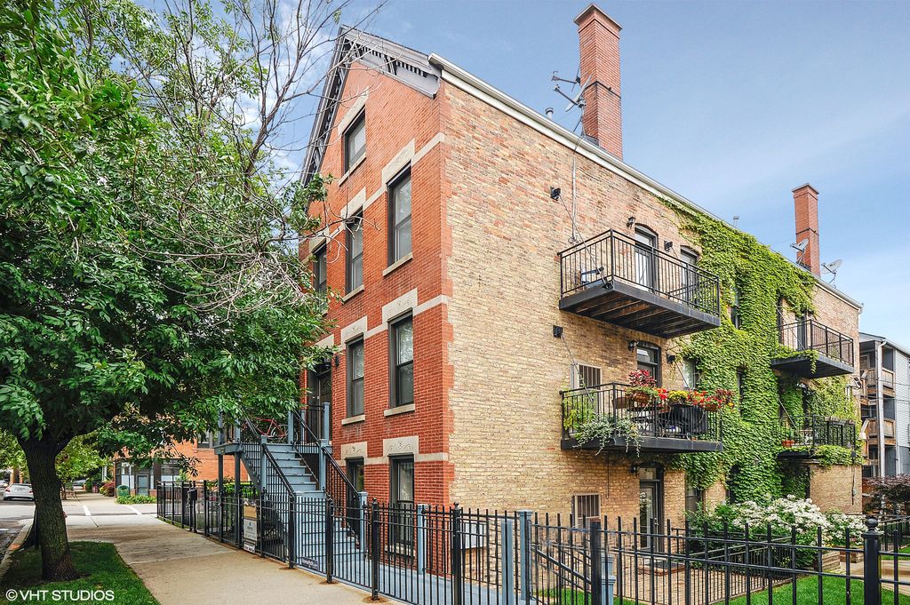 1920 W Dickens Ave #2R, Chicago, IL 60614