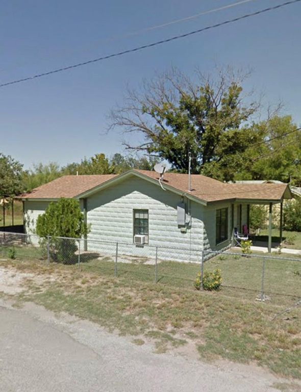 1200 N 11th St, Carrizo Springs, TX 78834 Trulia