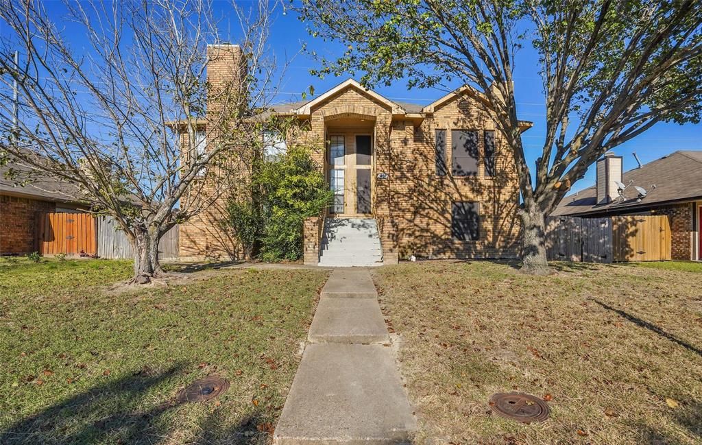 457 Chestnut Ln, Desoto, TX 75115