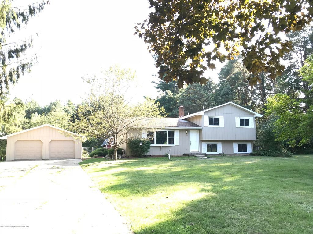 10318 E Vermontville Hwy, Dimondale, MI 48821 Trulia