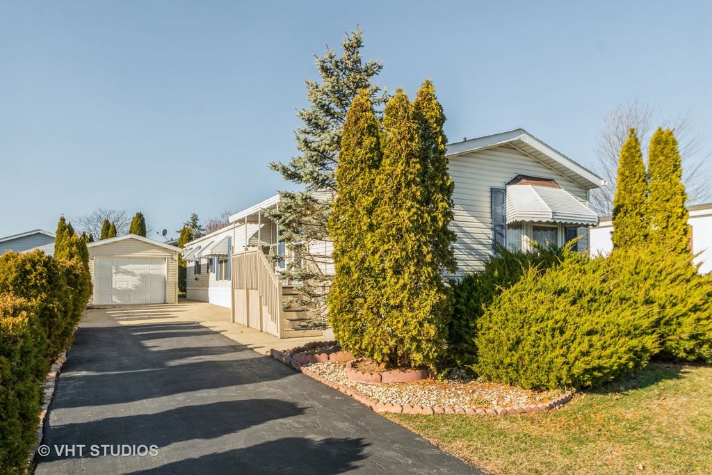 14 Blue Bird Ln, Beecher, IL 60401 Trulia