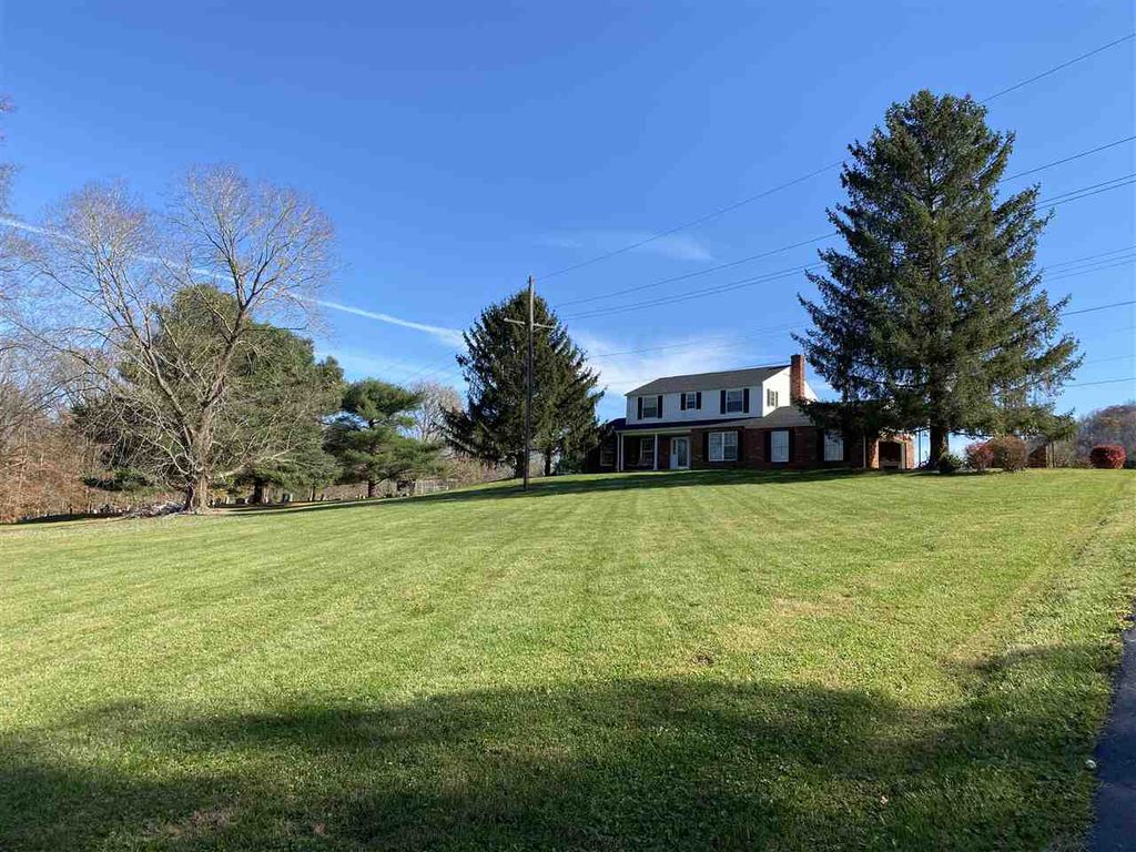 11724 E State Highway 8, Quincy, KY 41141 3 Bed, 3 Bath SingleFamily