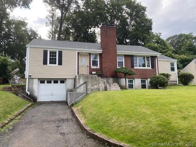 97 Jacobs Ter, Middletown, CT 06457