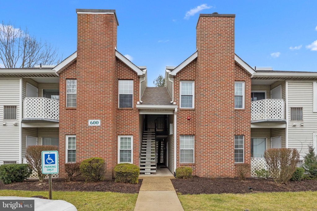 607 Diamond Dr, Newtown, PA 18940 See Est. Value, Schools & More