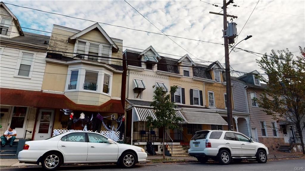936 Chew St, Allentown, PA 18102