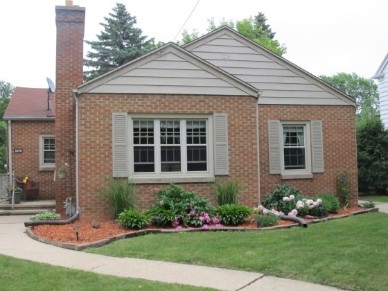 808 S  Mueller St, Appleton, WI 54914