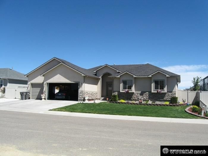2625 Seattle Slew Dr, Rock Springs, WY 82901