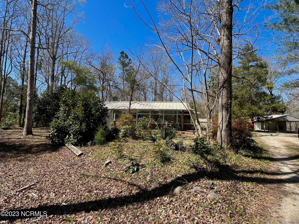 2900 Brices Creek Road, New Bern, NC 28562 See Estimated Value