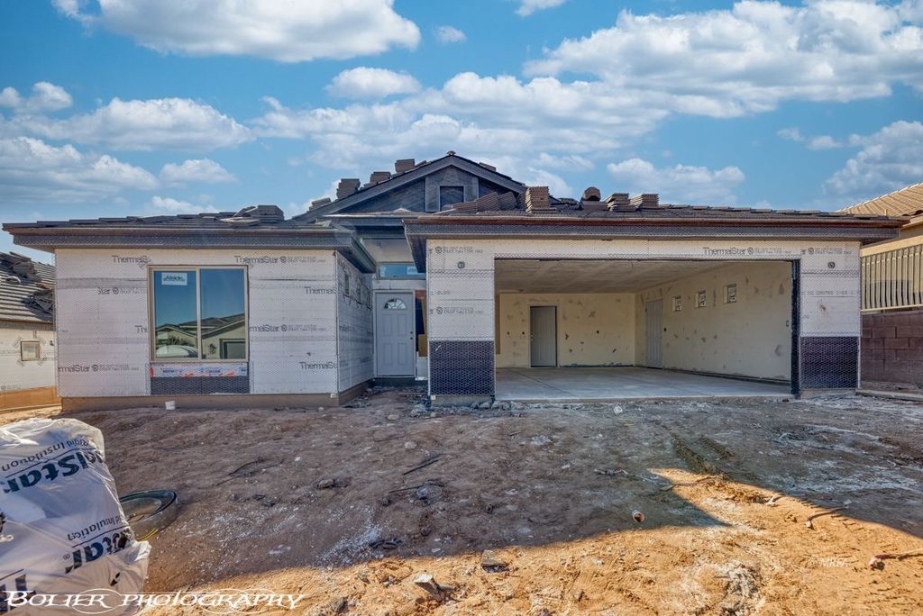 942 Shadow Hawk Rdg, Mesquite, NV 89027