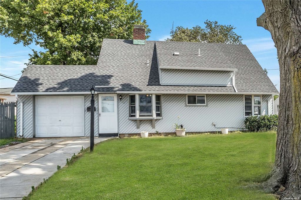 5 Winter Lane, Hicksville, NY 11801 Trulia