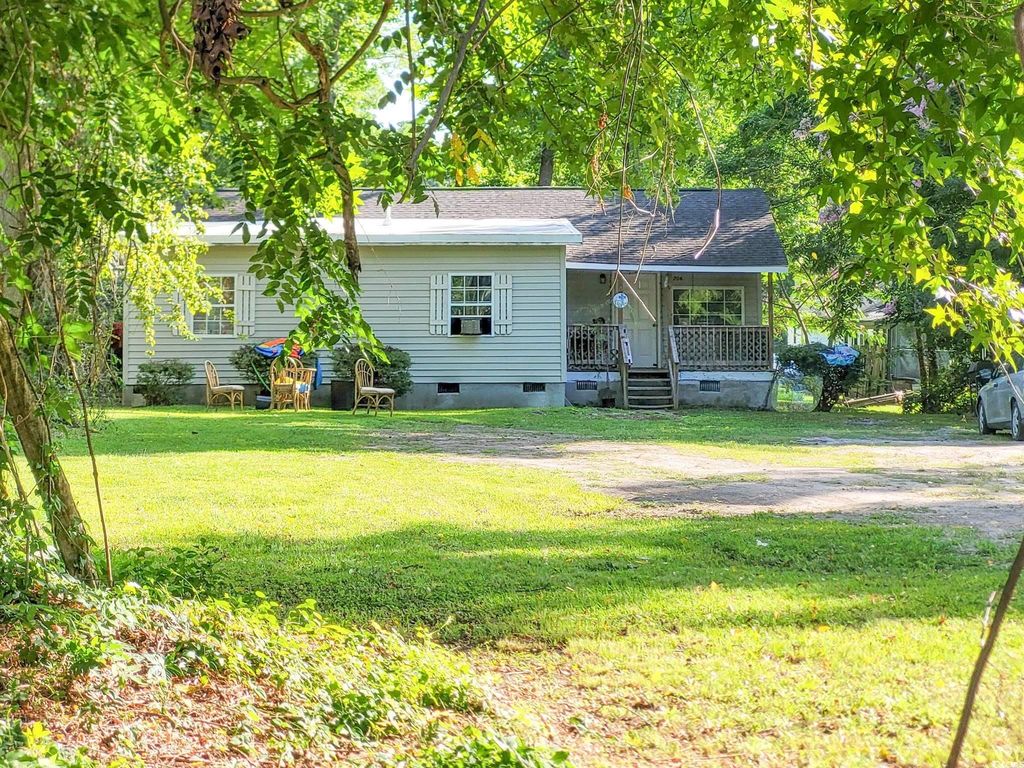 1706 Foster St., Conway, SC 29527