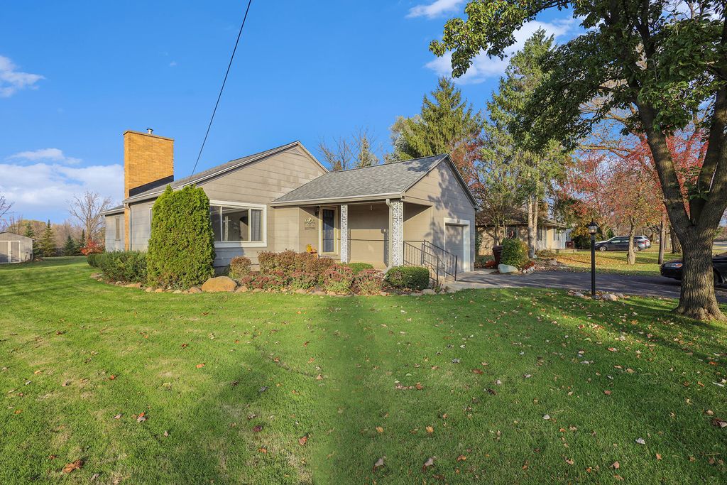 1505 Twelve Mile Rd NW, Sparta, MI 49345 Trulia