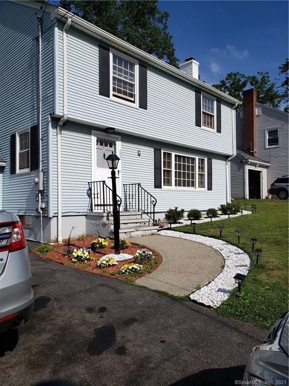 790 Cooke St, Waterbury, CT 06710