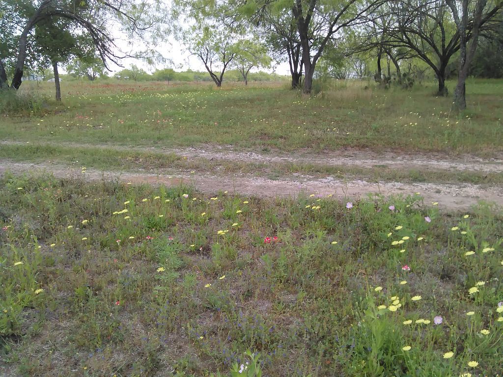 9405 US Highway 181 N, Floresville, TX 78114 Trulia