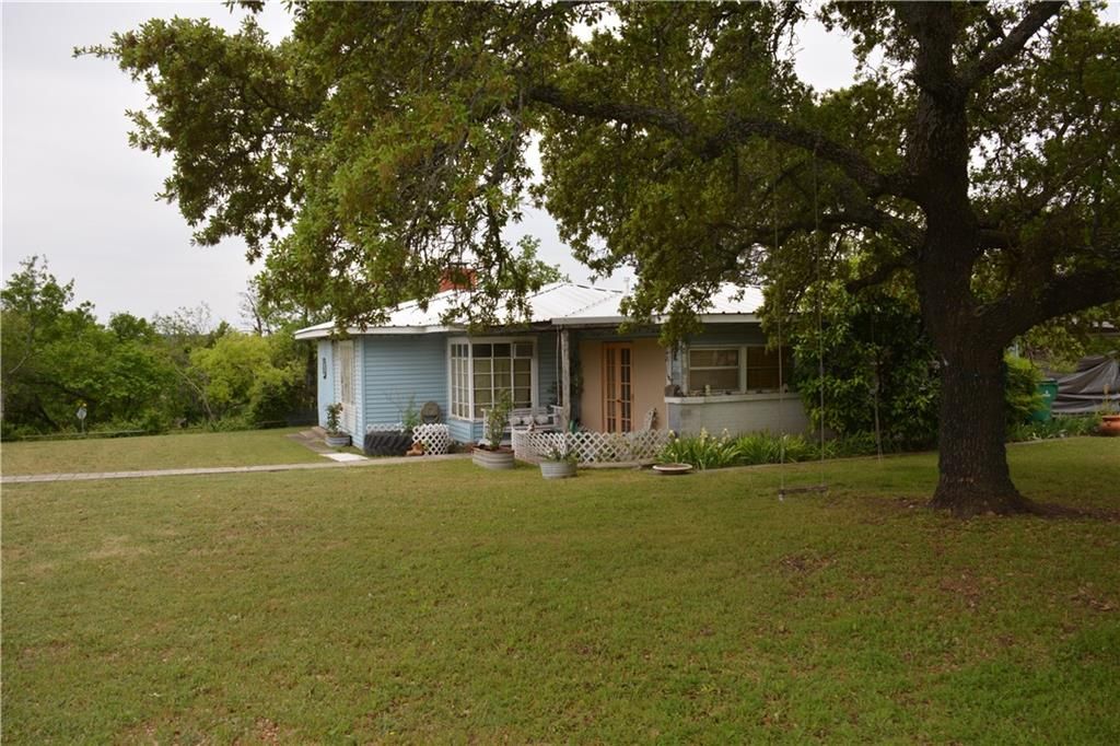 1301 Rice St, Goldthwaite, TX 2 Bed, 2 Bath SingleFamily Home 26