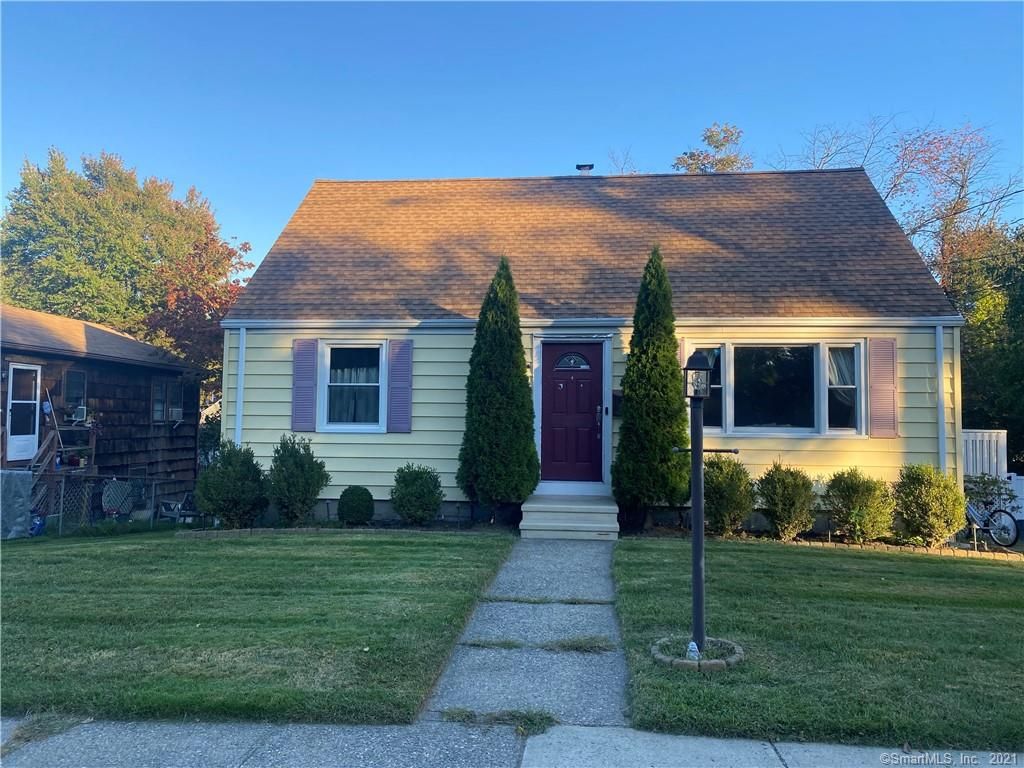 879 Milford Point Rd, Milford, CT 06460