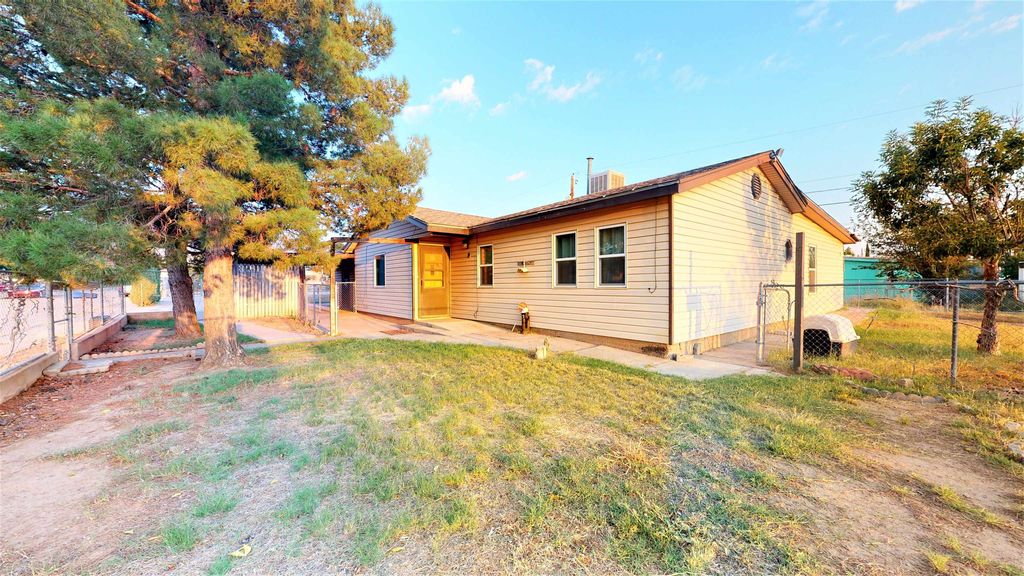 802 Magnolia St, Alamogordo, NM 88310
