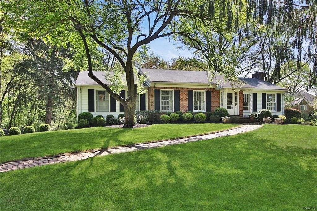 498 Strawtown Rd, West Nyack, NY 3 Bed, 3 Bath SingleFamily Home