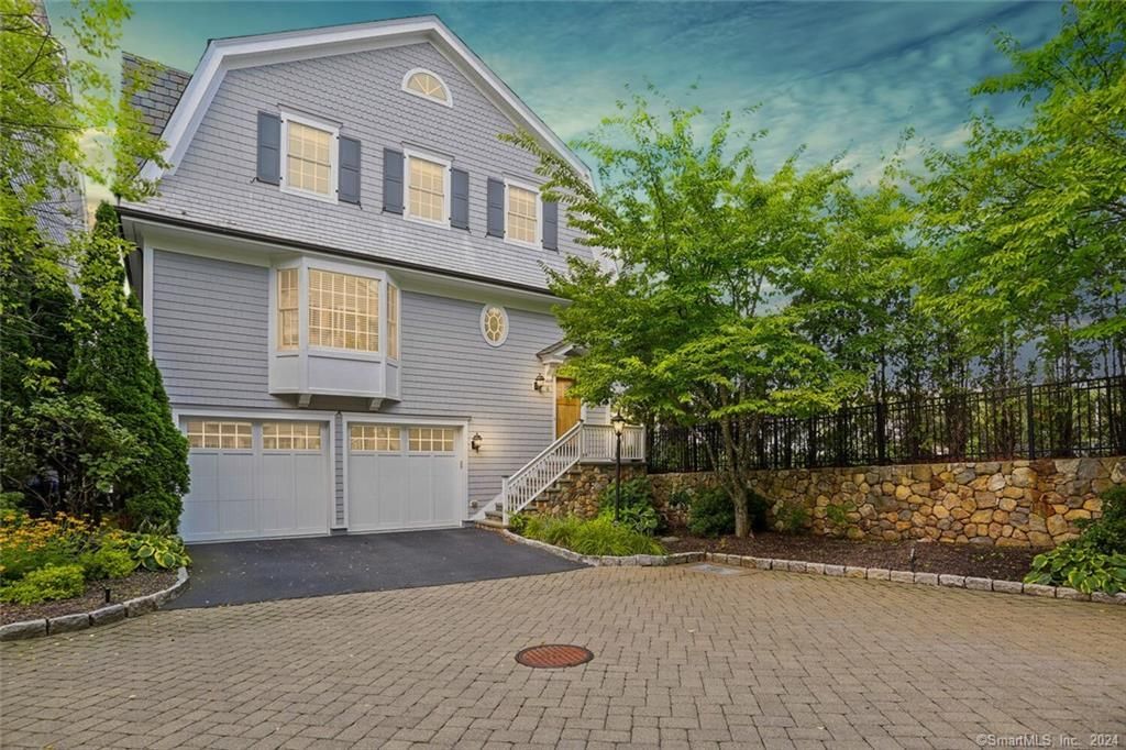6 Maple St   #6, New Canaan, CT 06840