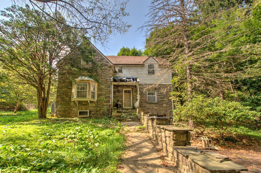 735 Main St, Newfoundland, PA 18445 Trulia