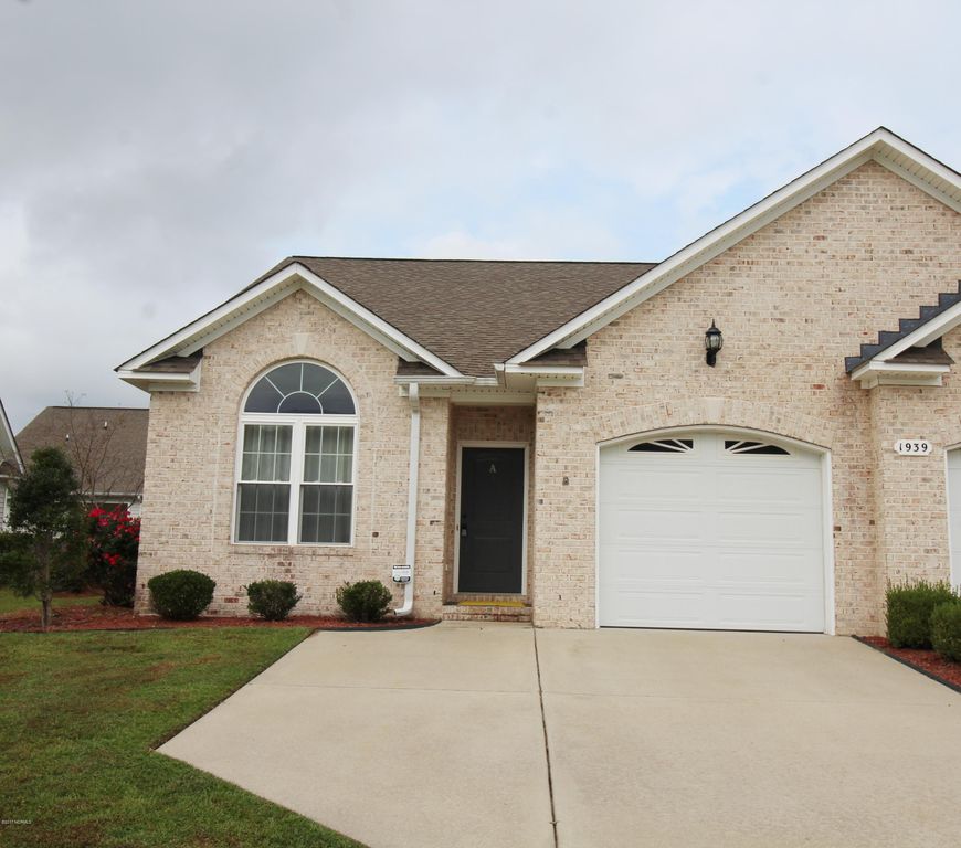 1939 Cambria Dr A, Greenville, NC 27834 3 Bed, 2 Bath 1939 Cambria Dr A, Greenville, NC 27834 3 Bed, 2 Bath