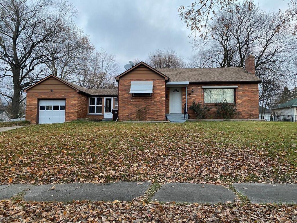 739 N State St, Jackson, MI 49202