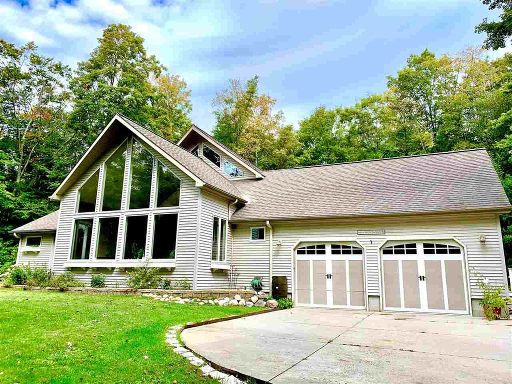 2852 Hill Rd NW, Rapid City, MI 49676 Trulia