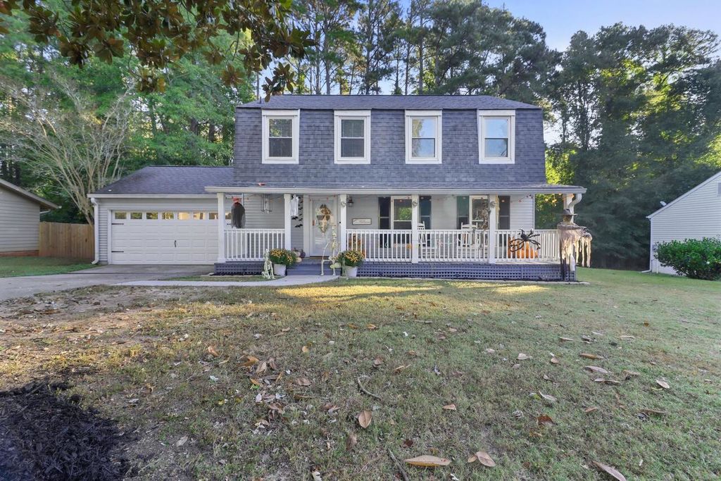 217 Cedar Dr, Peachtree City, GA 30269