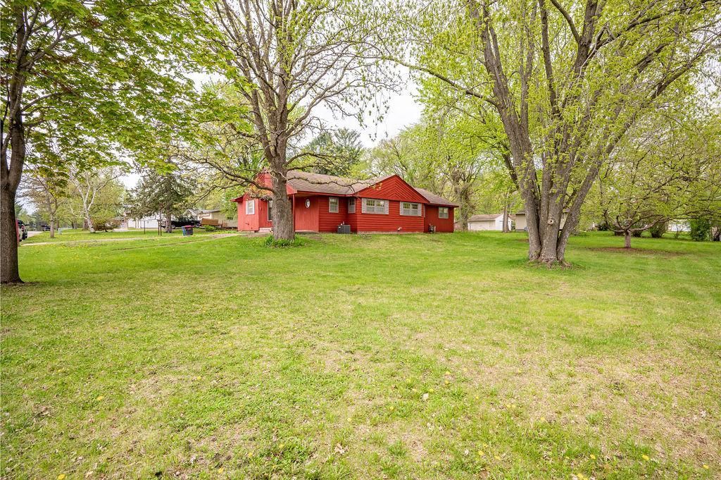 4409 Hickory St, Red Wing, MN 55066