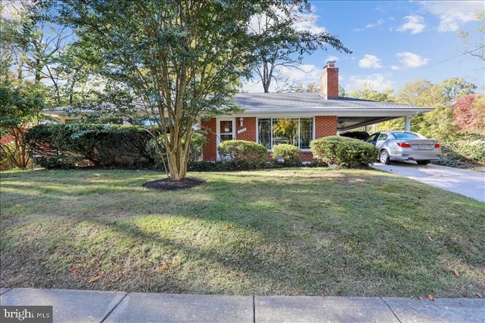 1130 Cresthaven Dr, Silver Spring, MD 20903