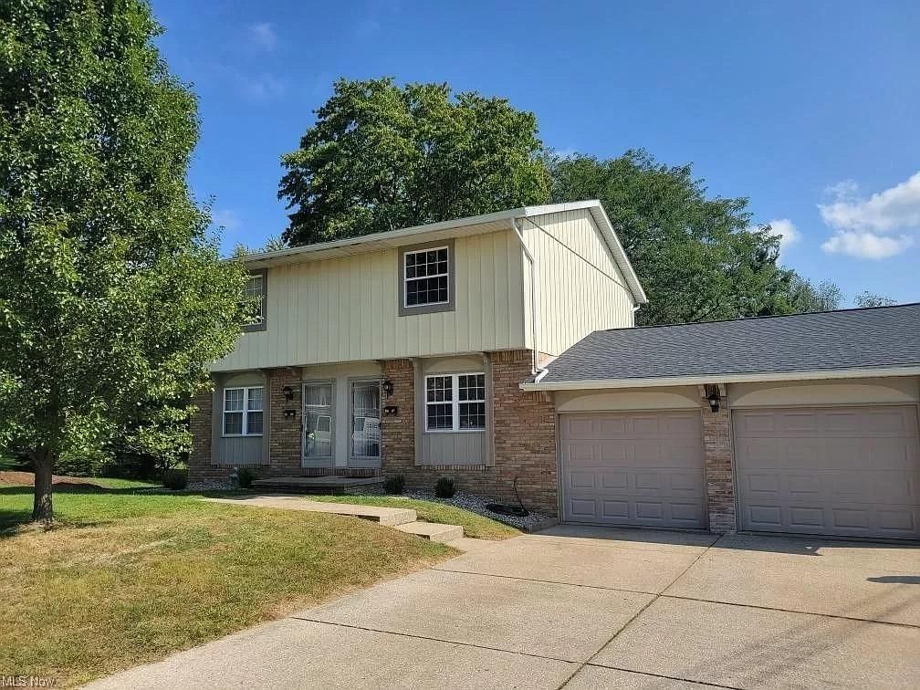 1158 Pershing Ave SE #1158, North Canton, OH 44720