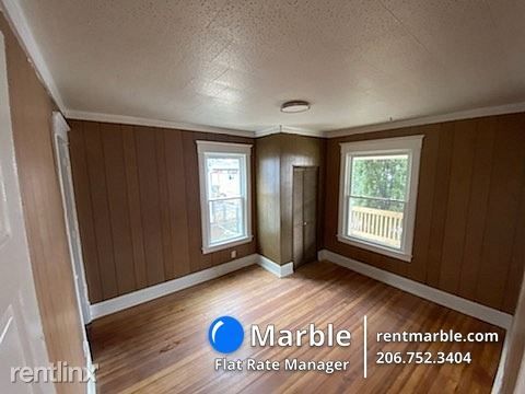 1516 Daisy Ave #1, Rockford, IL 61107