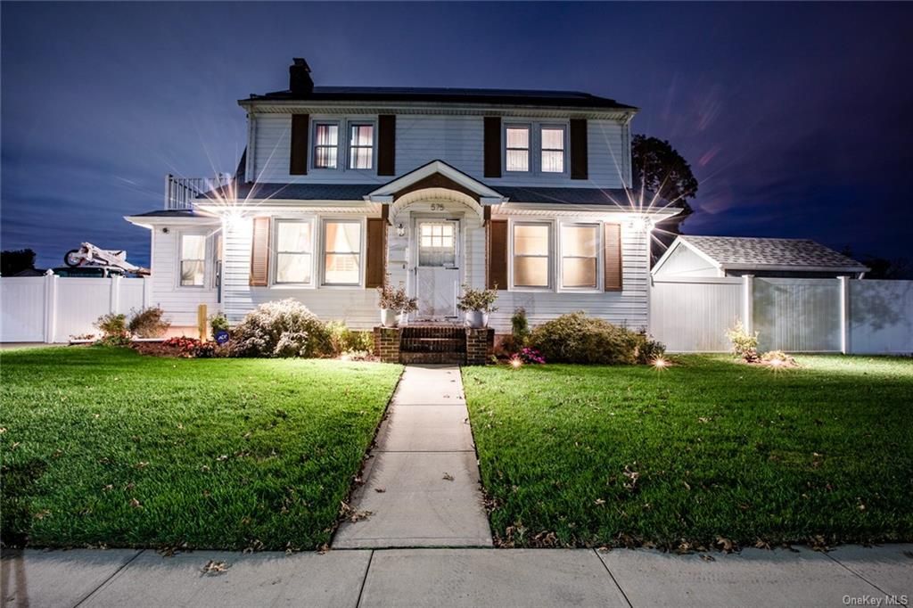 575 Carman Ave, Westbury, NY 11590 Trulia