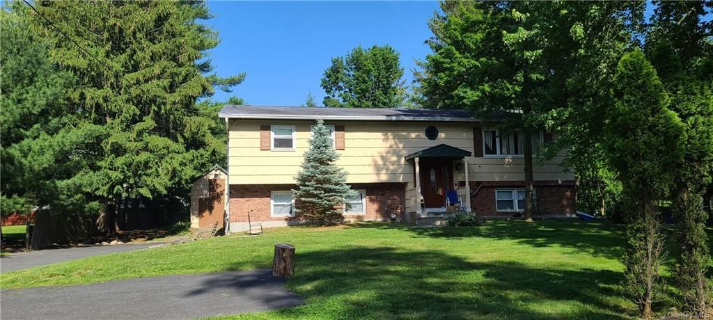 30 Forshay Rd, Monsey, NY 10952