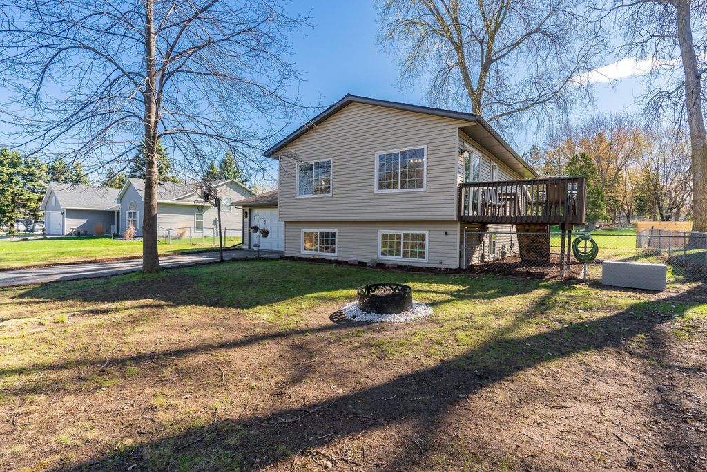 1180 Ferndale St N, Maplewood, MN 55119 Trulia