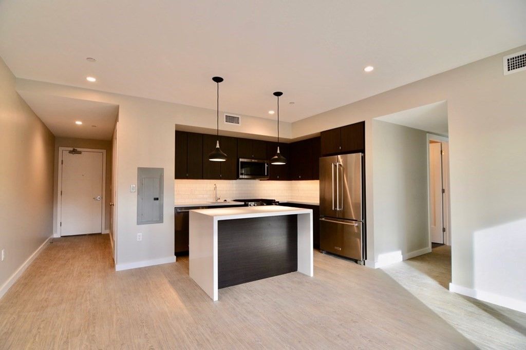 120 Savin Hill Ave #207, Boston, MA 02125