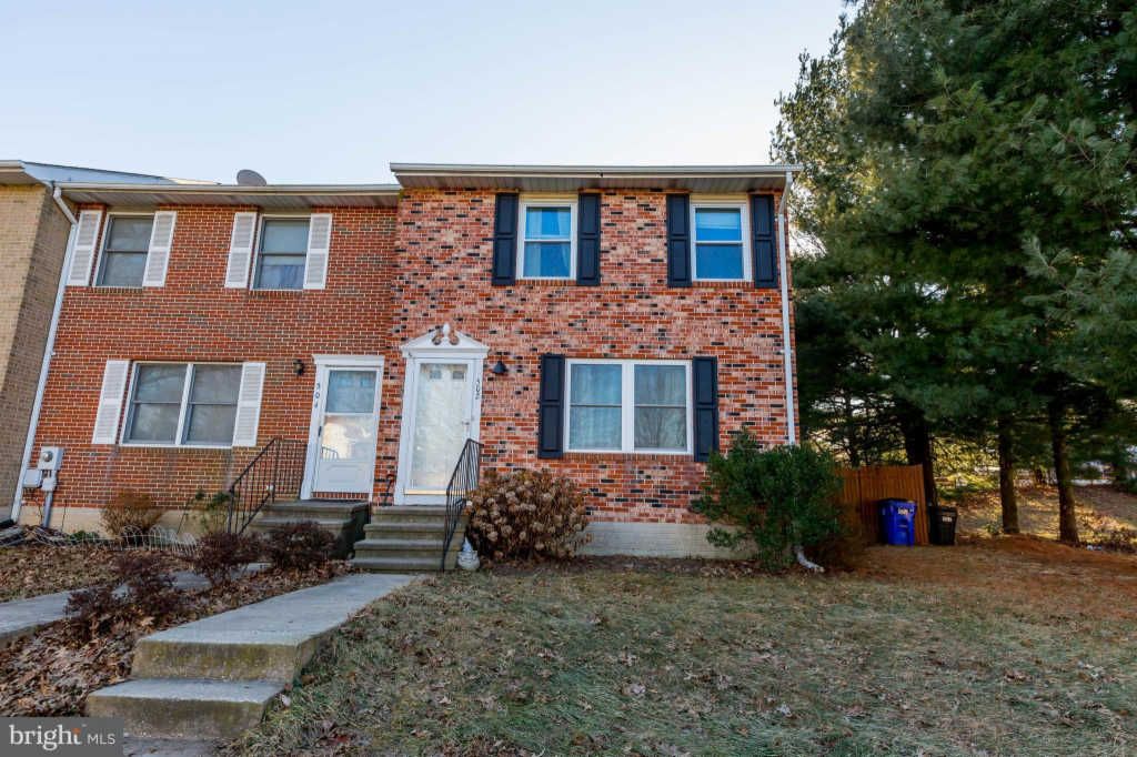 502 Windy Knoll Dr, Mount Airy, MD 21771
