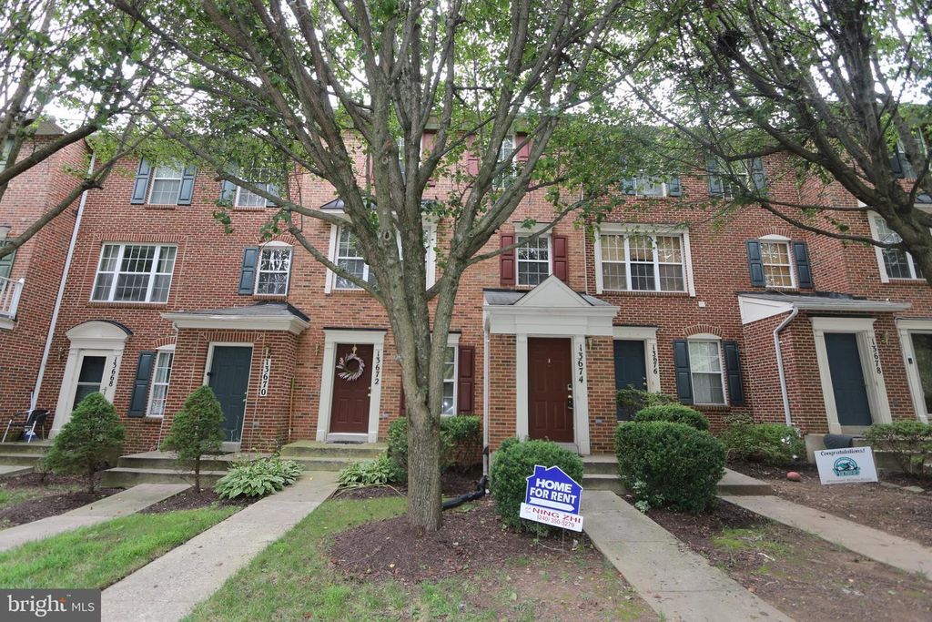13674 Palmetto Cir, Germantown, MD 20874