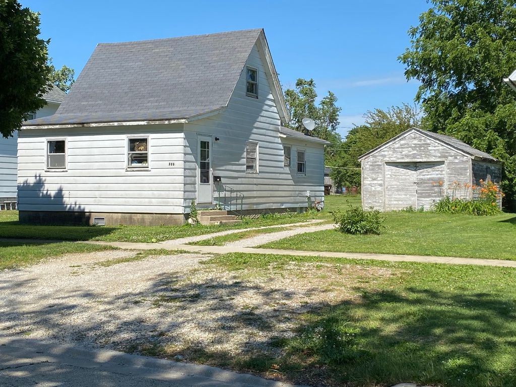 526 N  Melvin St, Gibson City, IL 60936