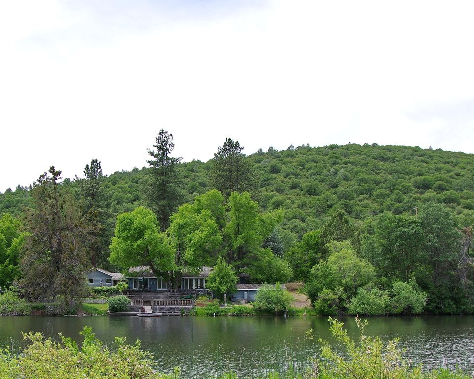 25559 Glenburn Rd, Fall River Mills, CA 3 Bed, 3 Bath SingleFamily