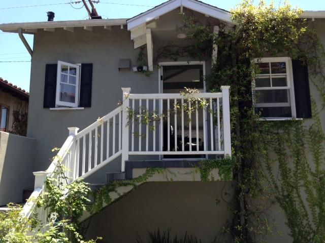 Darlington Ave, Los Angeles, CA 90049