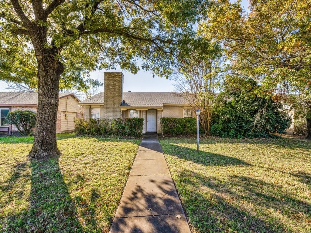 1378 Oakbluff Dr, Lancaster, TX 75146