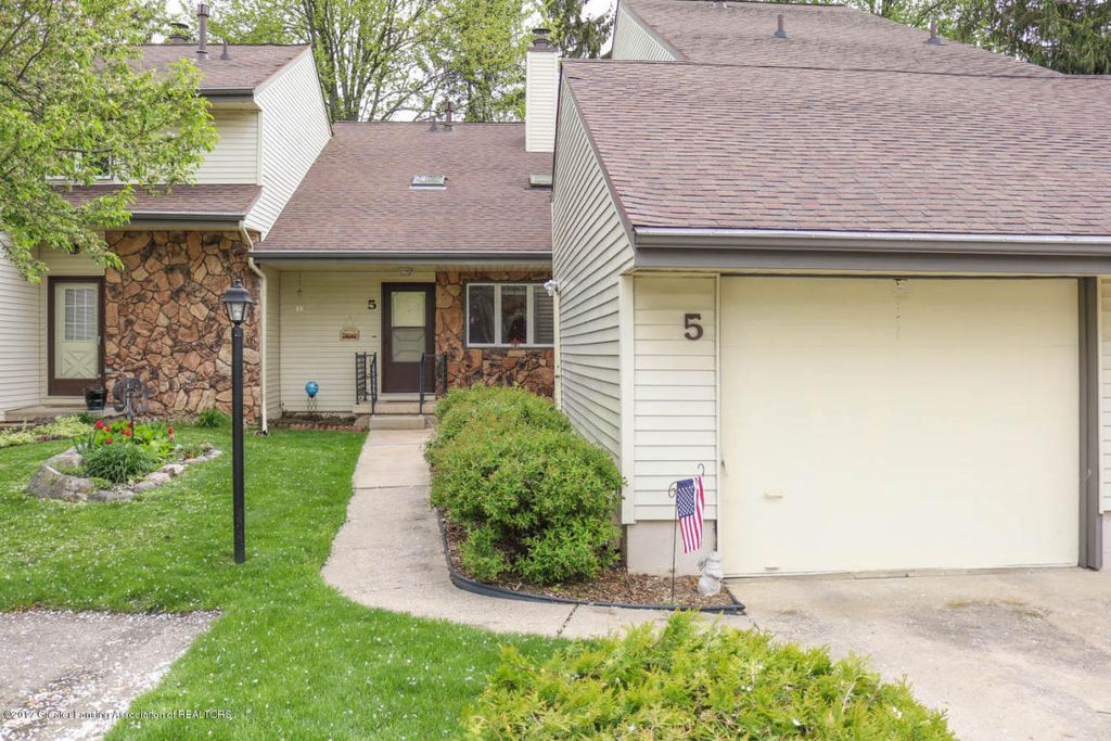 1110 Timbercreek Dr 5, Grand Ledge, MI 2 Bed, 2 Bath Condo 38