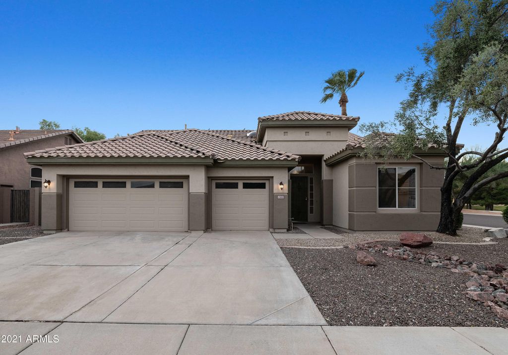 1421 W Maplewood St, Chandler, AZ 85286