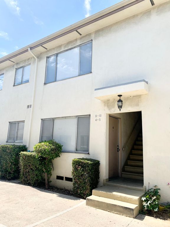1168 N Heliotrope Dr, Los Angeles, CA 90029
